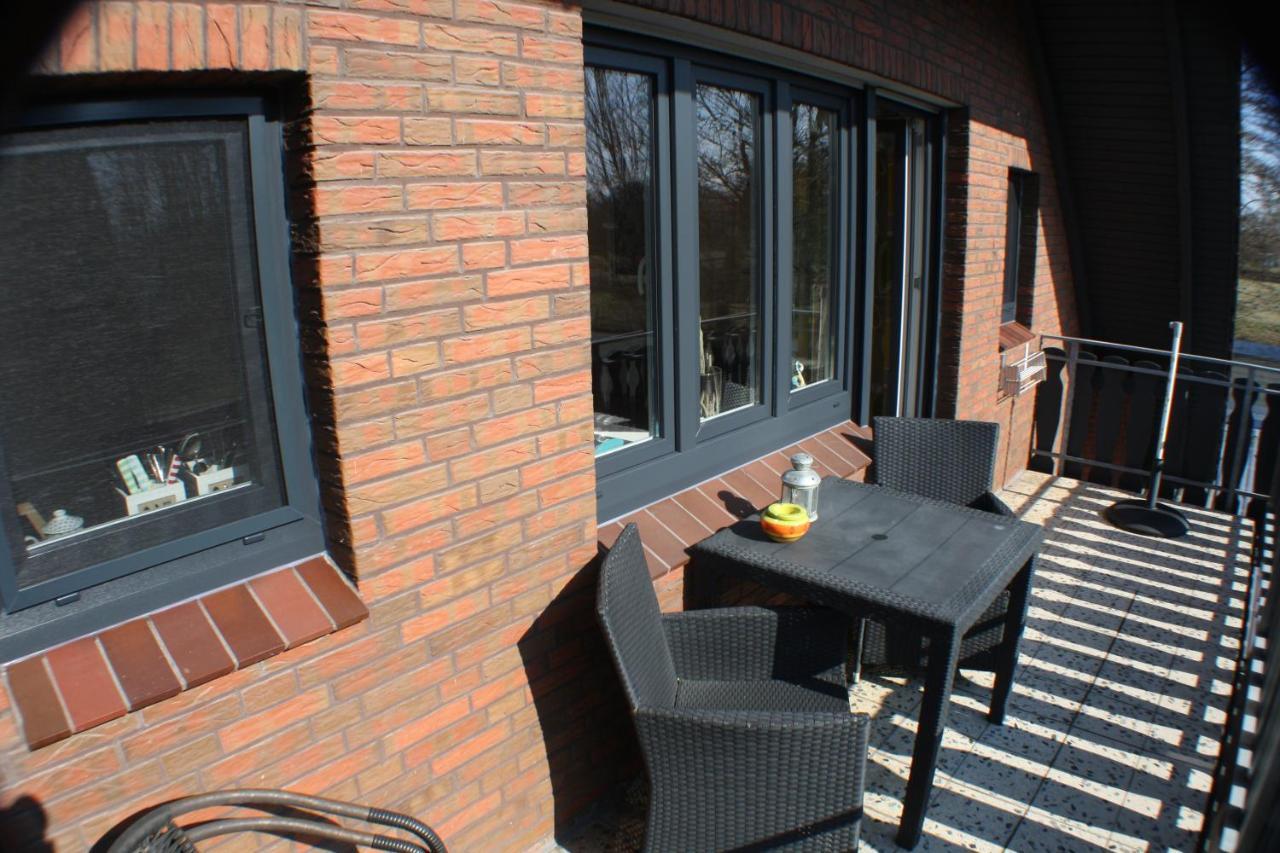 Apartamento Haus Schilling Esens Exterior foto
