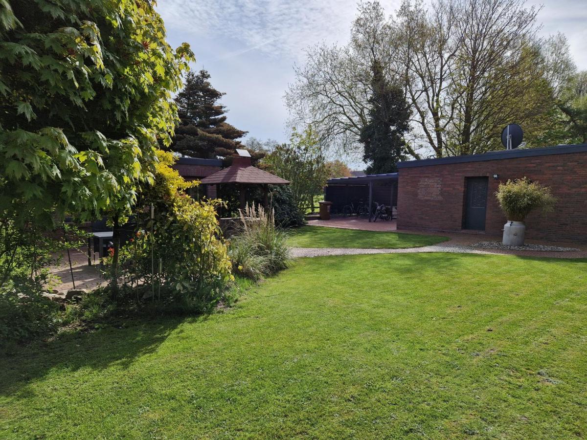 Apartamento Haus Schilling Esens Exterior foto